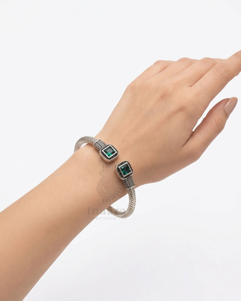 سوار بلون فضي – أخضر